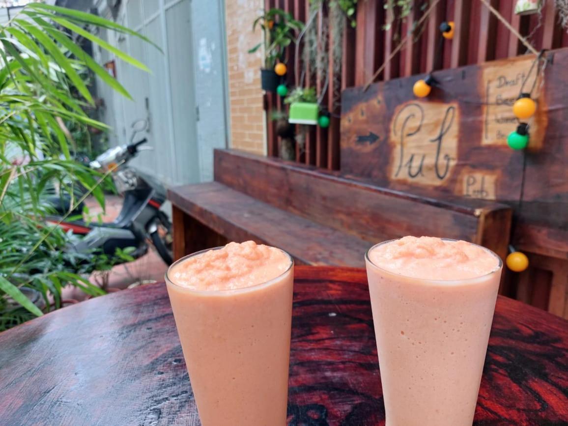 Peri Evi Hostel Phnom Penh Bassac Lane Ngoại thất bức ảnh