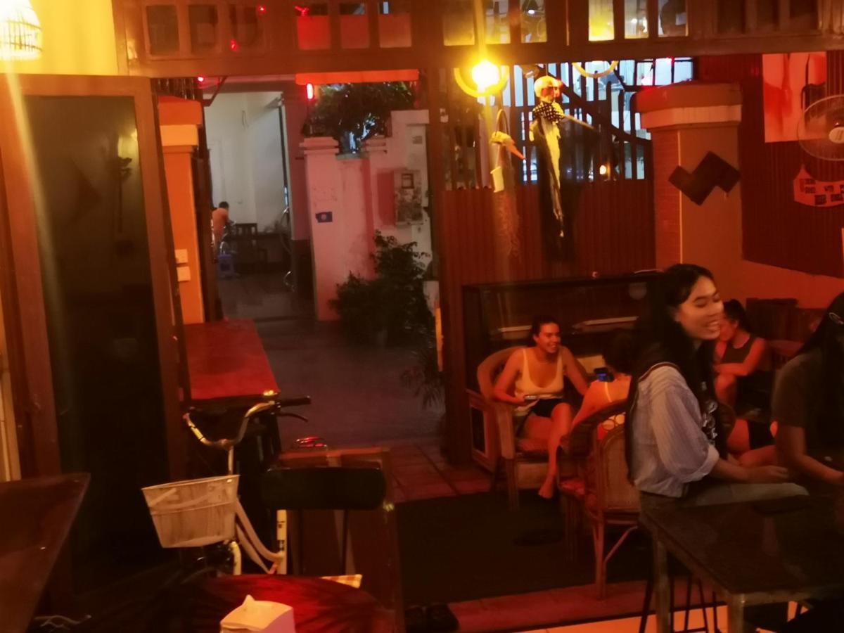 Peri Evi Hostel Phnom Penh Bassac Lane Ngoại thất bức ảnh