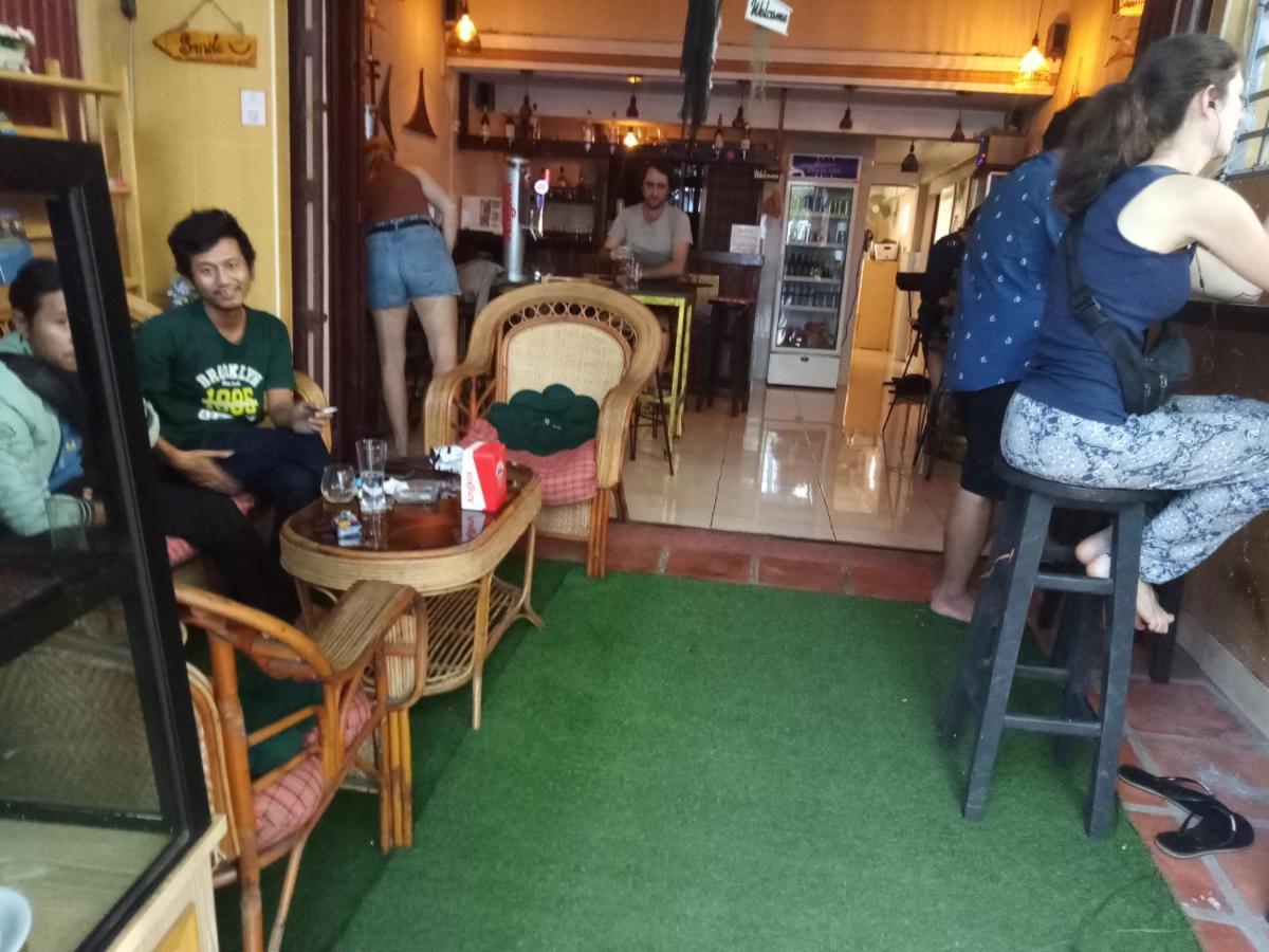 Peri Evi Hostel Phnom Penh Bassac Lane Ngoại thất bức ảnh