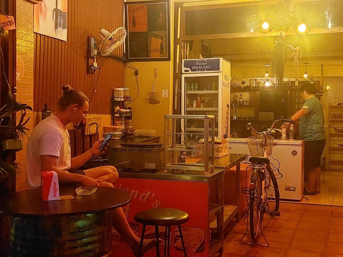 Peri Evi Hostel Phnom Penh Bassac Lane Ngoại thất bức ảnh